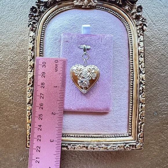 Heart Locket Charm Pendant With Floral Design In Stainless Steel Lobster Clasp - Picture 4 of 16